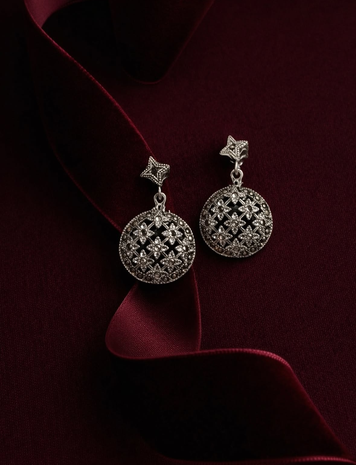 Sapphire halo earrings from Atelier Lumière